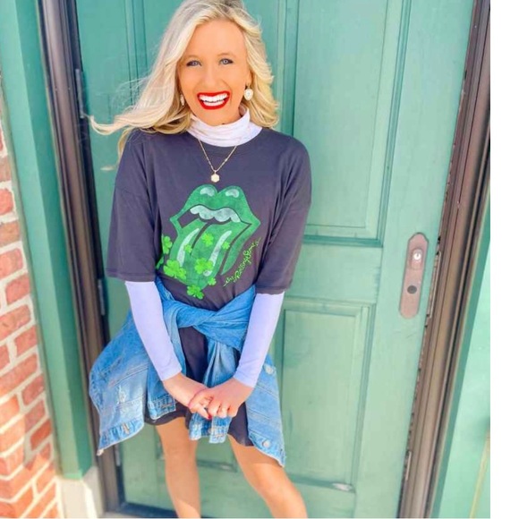 Target Rolling Stones black oversized shirt tunic shamrocks St Pattys Day L/XL - Picture 2 of 6